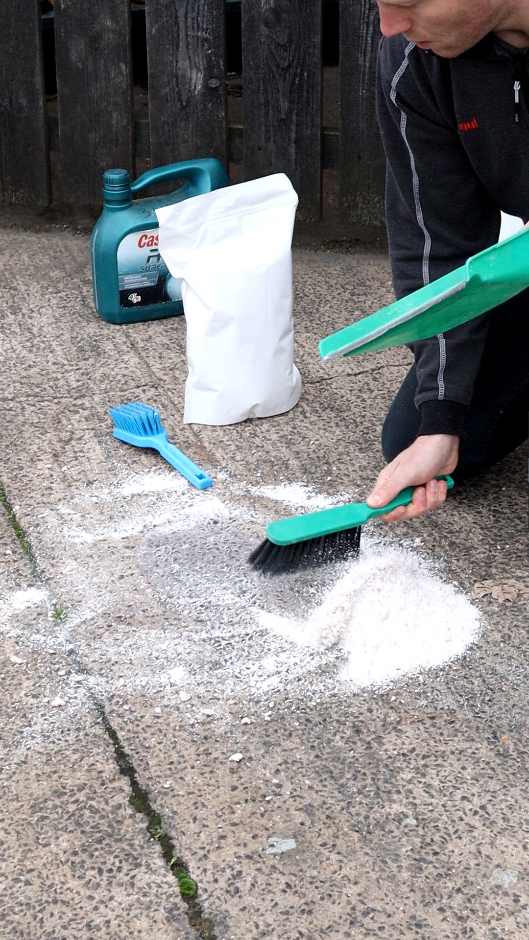 5L Spill-Aid Fast-Acting Absorbent Powder – Absorbs 30× More, Non-Toxic